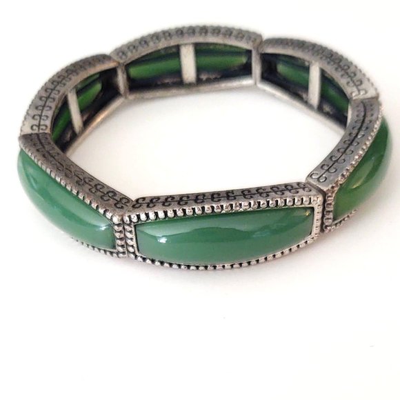 Green and silver stretch bracelet - Picture 7 of 9